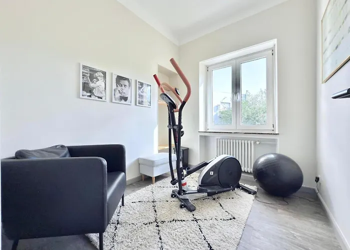 Villa Charming 5bedroom With Gym,garden,parking&terrace-hol15