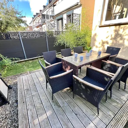 Charming 5bedroom With Gym,garden,parking&terrace-hol15 *